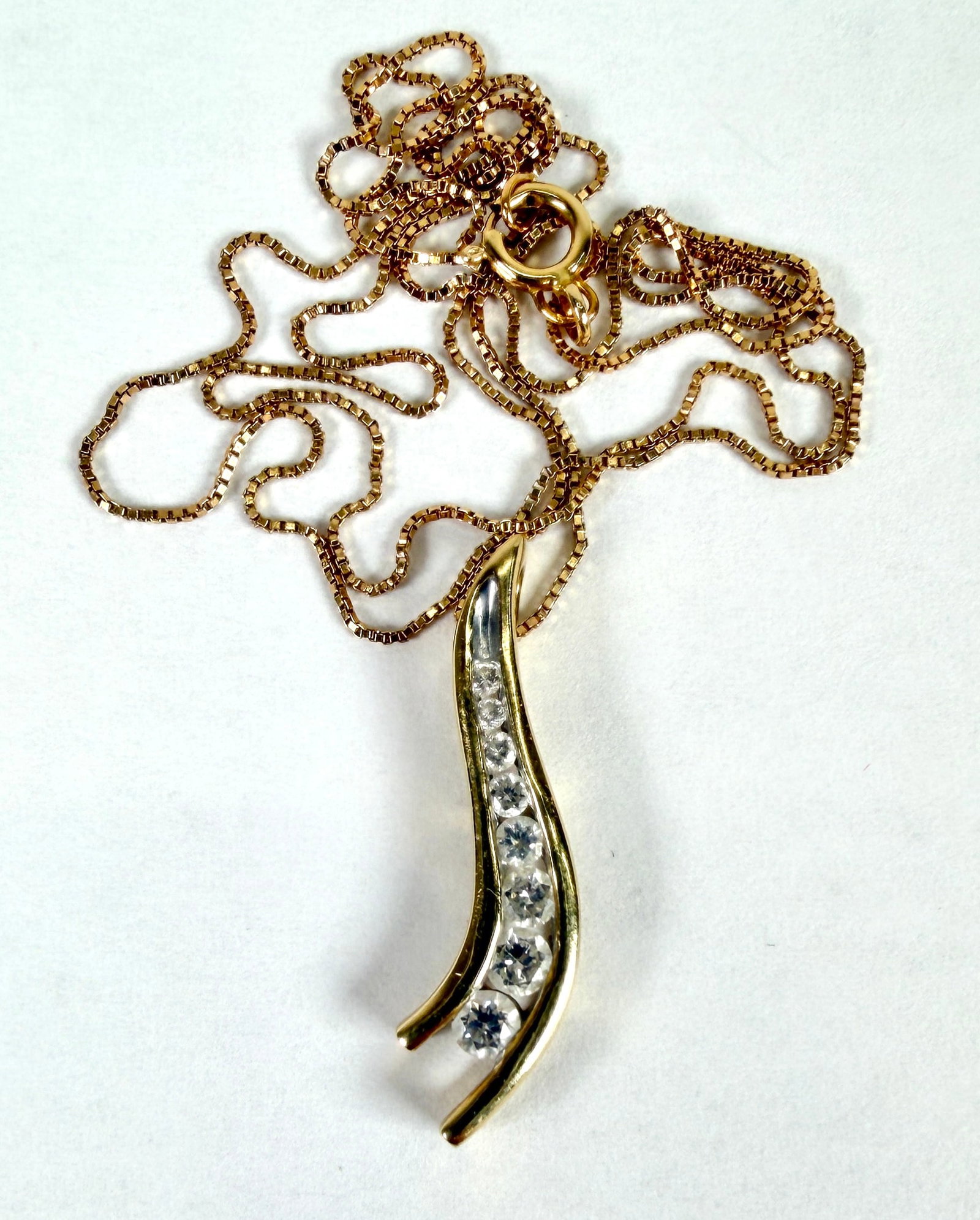 14K GOLD WITH DIAMOND PENDANT NECKLACE (1 of 2)