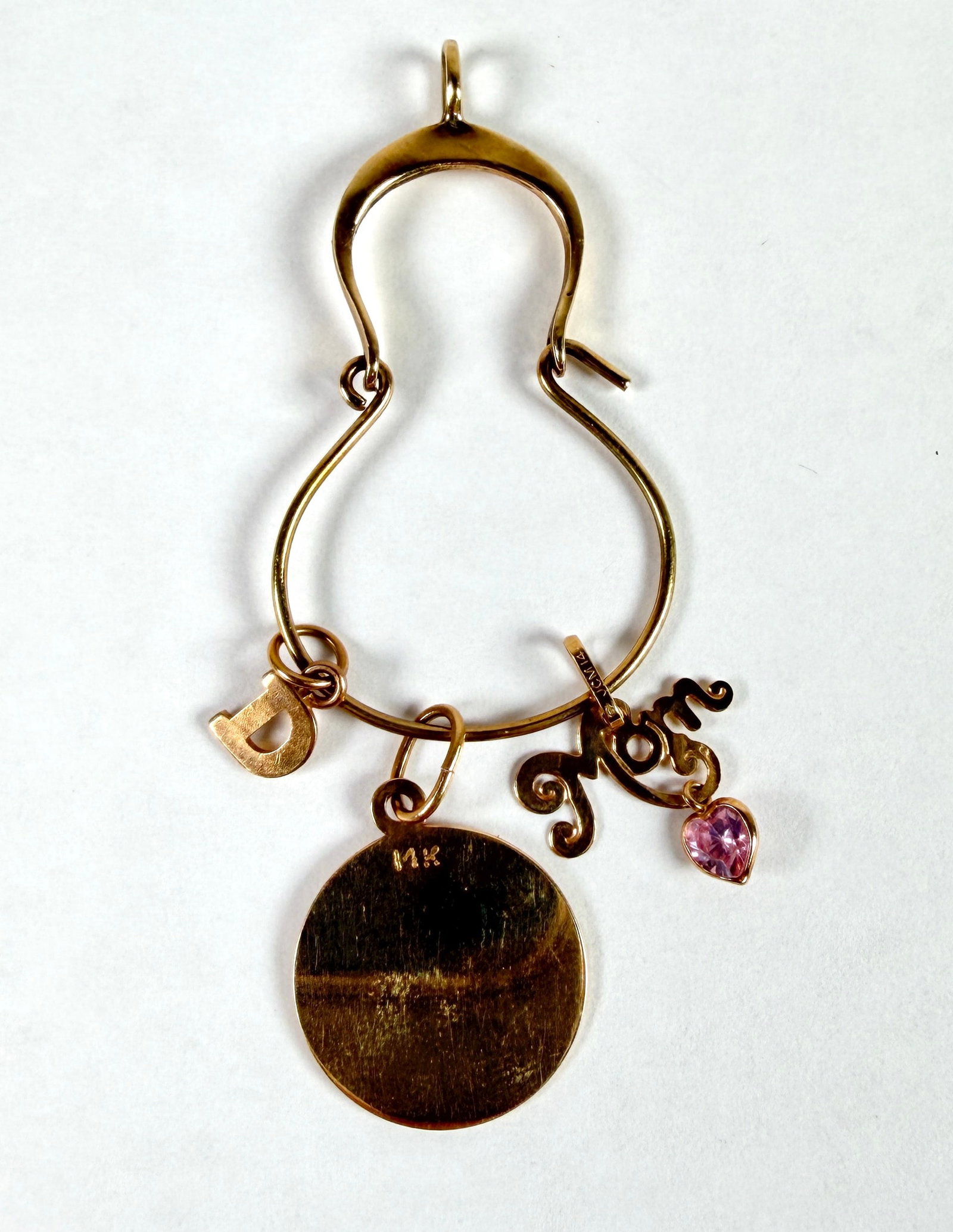 14K GOLD CHARM PENDANT: 3.3 GRAMS