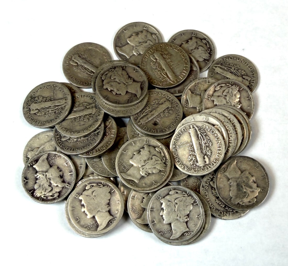 ROLL OF U.S. SILVER MERCURY DIMES: 50 CIRCULATED SILVER DIMES, VARIOUS DATES. 90% SILVER