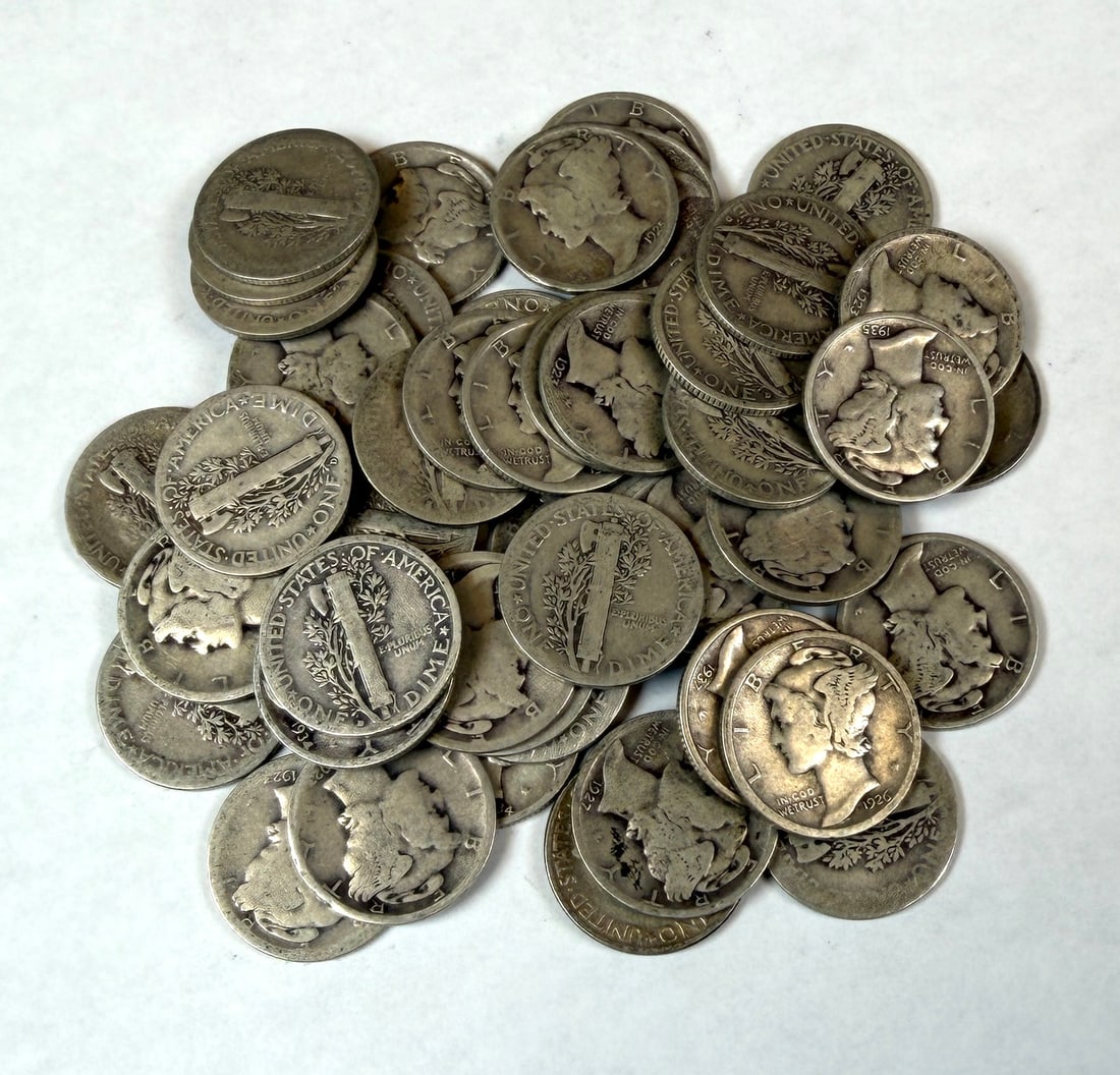 ROLL OF U.S. SILVER MERCURY DIMES: 50 CIRCULATED SILVER DIMES, VARIOUS DATES. 90% SILVER