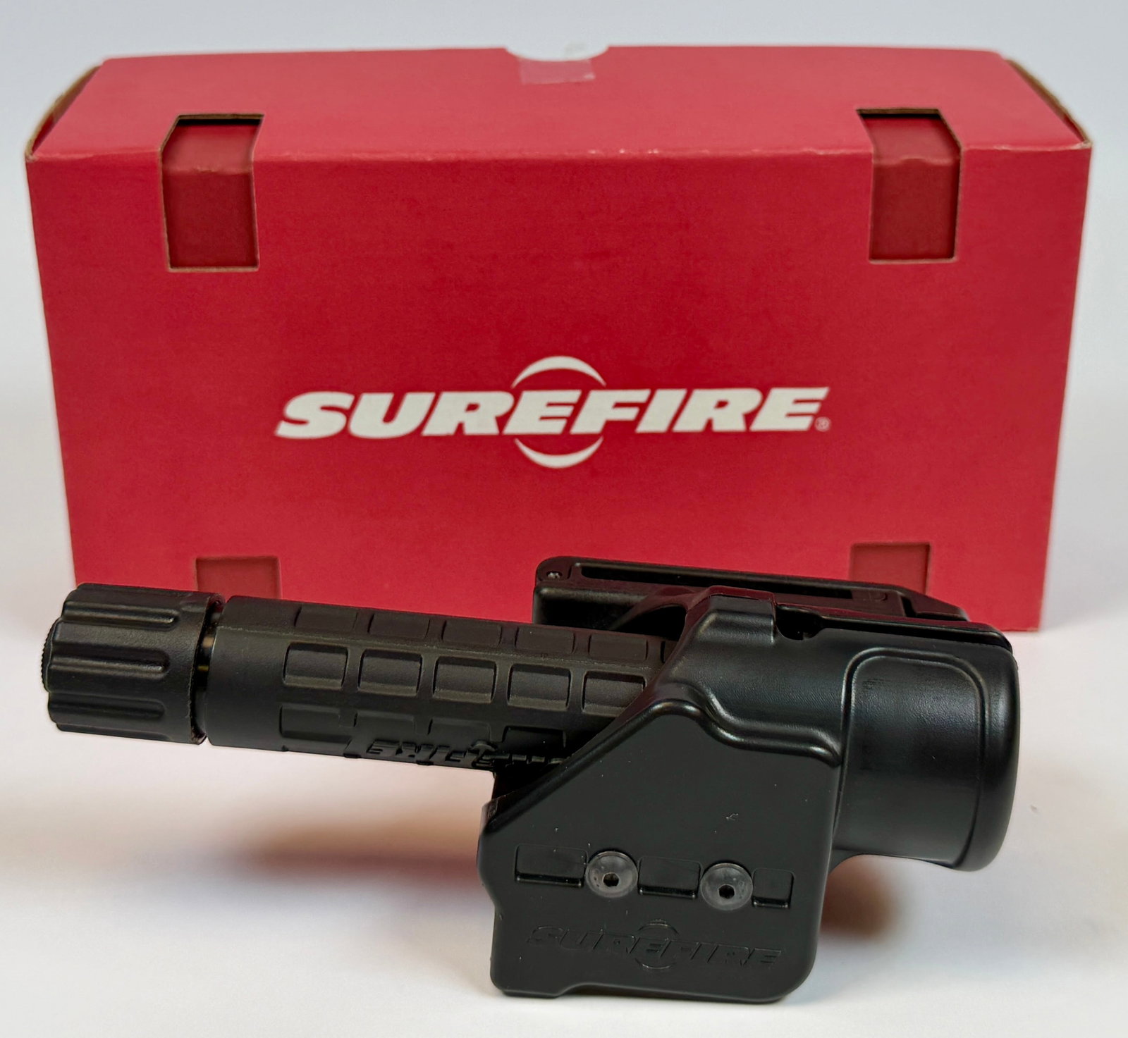 SUREFIRE G3L-BK-KIT01 TACTICAL FLASHLIGHT: MAY REQUIRE NEW BATTERIES. ORIGINAL BOX.