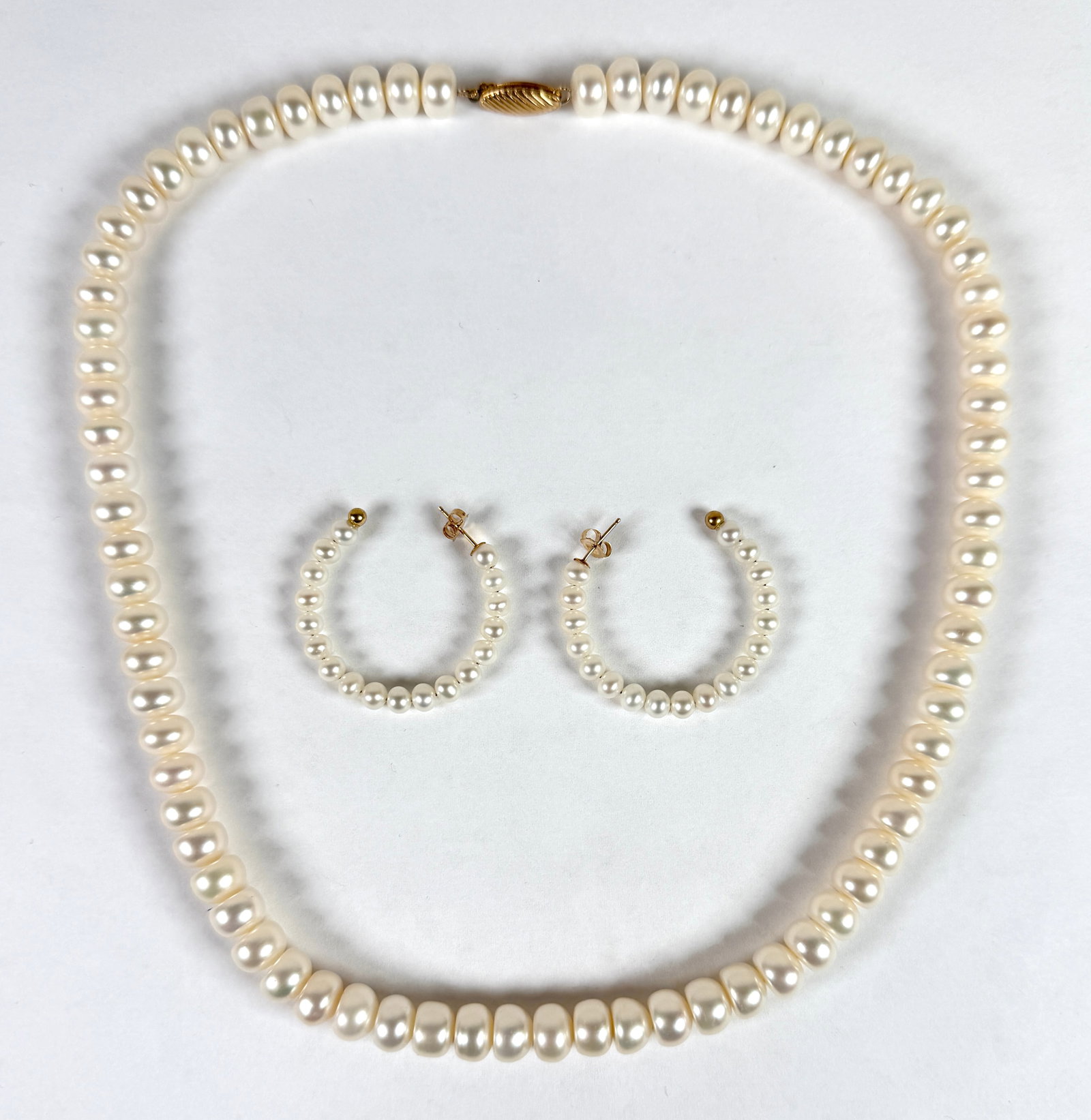 14K GOLD JEWELRY SET: PEARL NECKLACE - 7MM - 17". HOOP EARRINGS - 1.25"