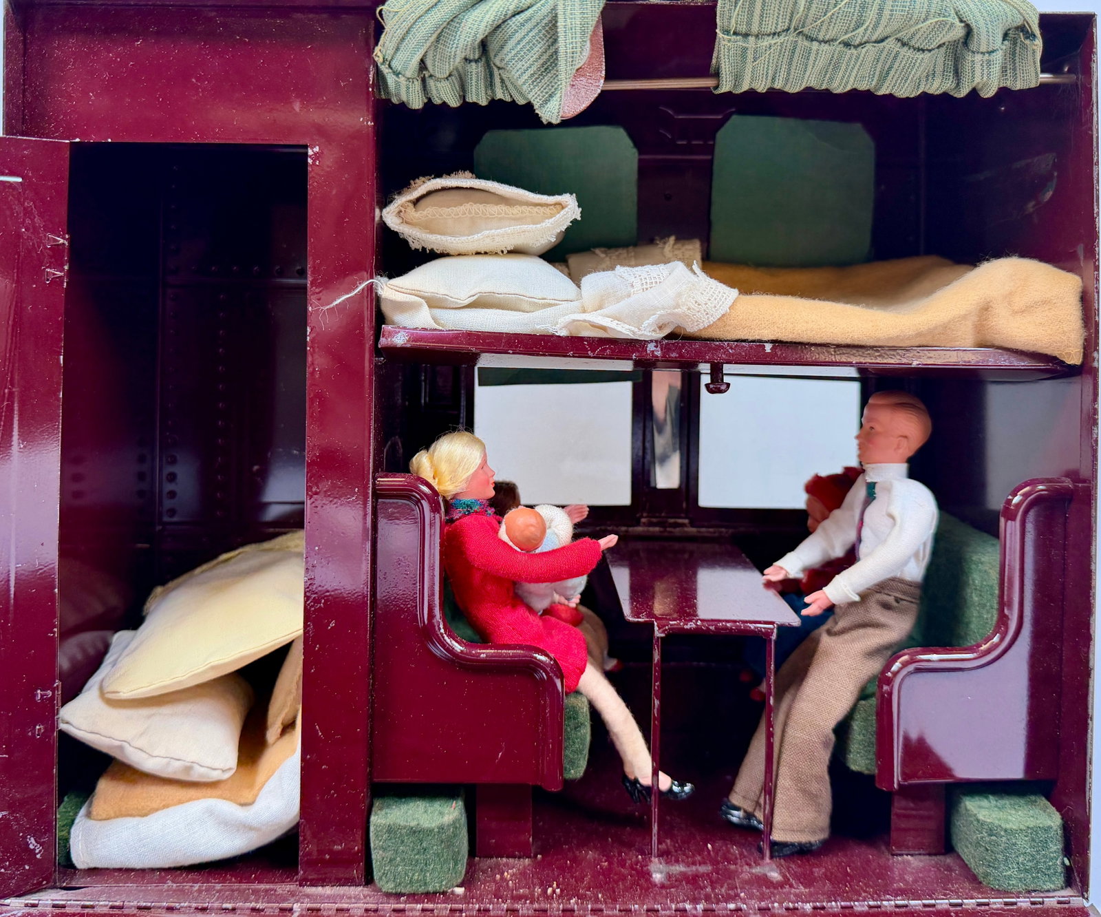 PLAYSKOOL PULLMAN - SLEEP-DOLLY-SLEEP - 3