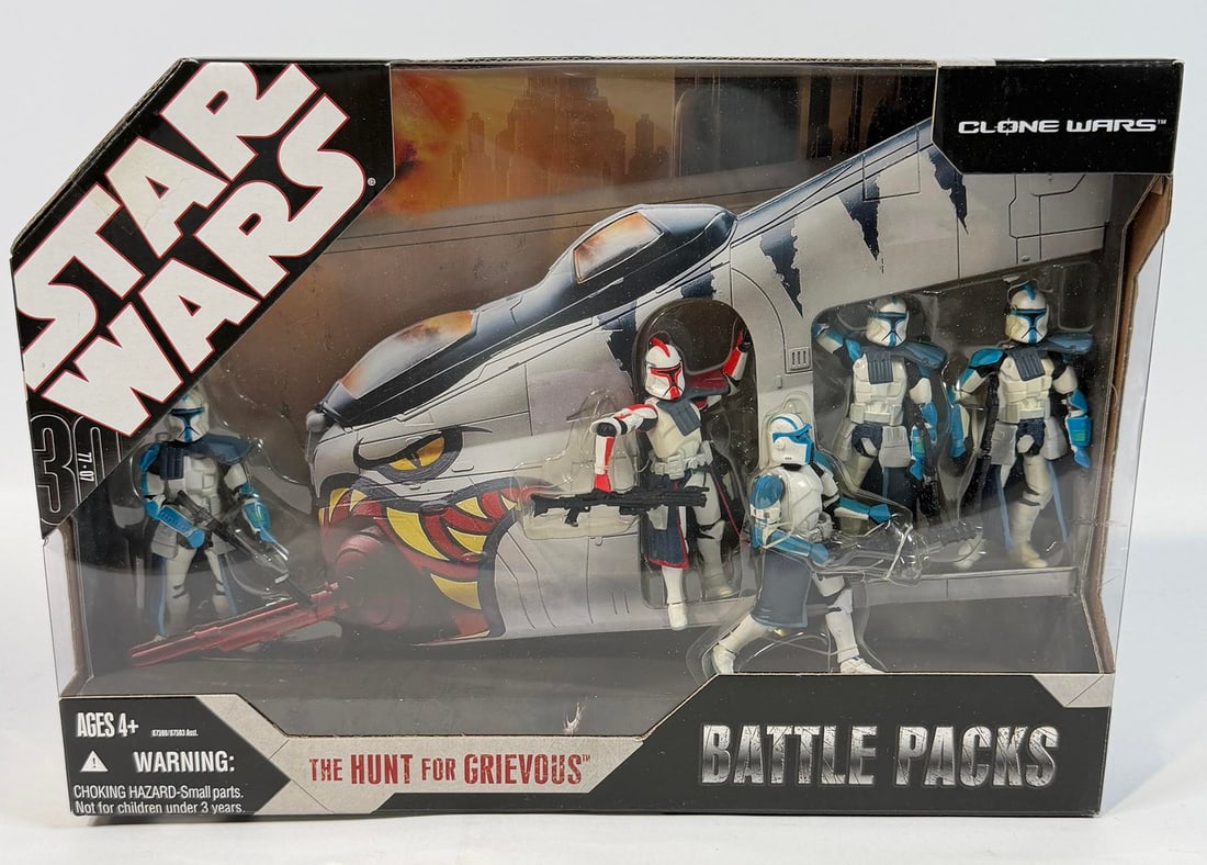 STAR WARS - HASBRO TOYS - HUNT FOR GRIEVOUS: 2007 HASBRO TOYS, BATTLE PACK. NIB. CARTON IS 14"X10"X3"