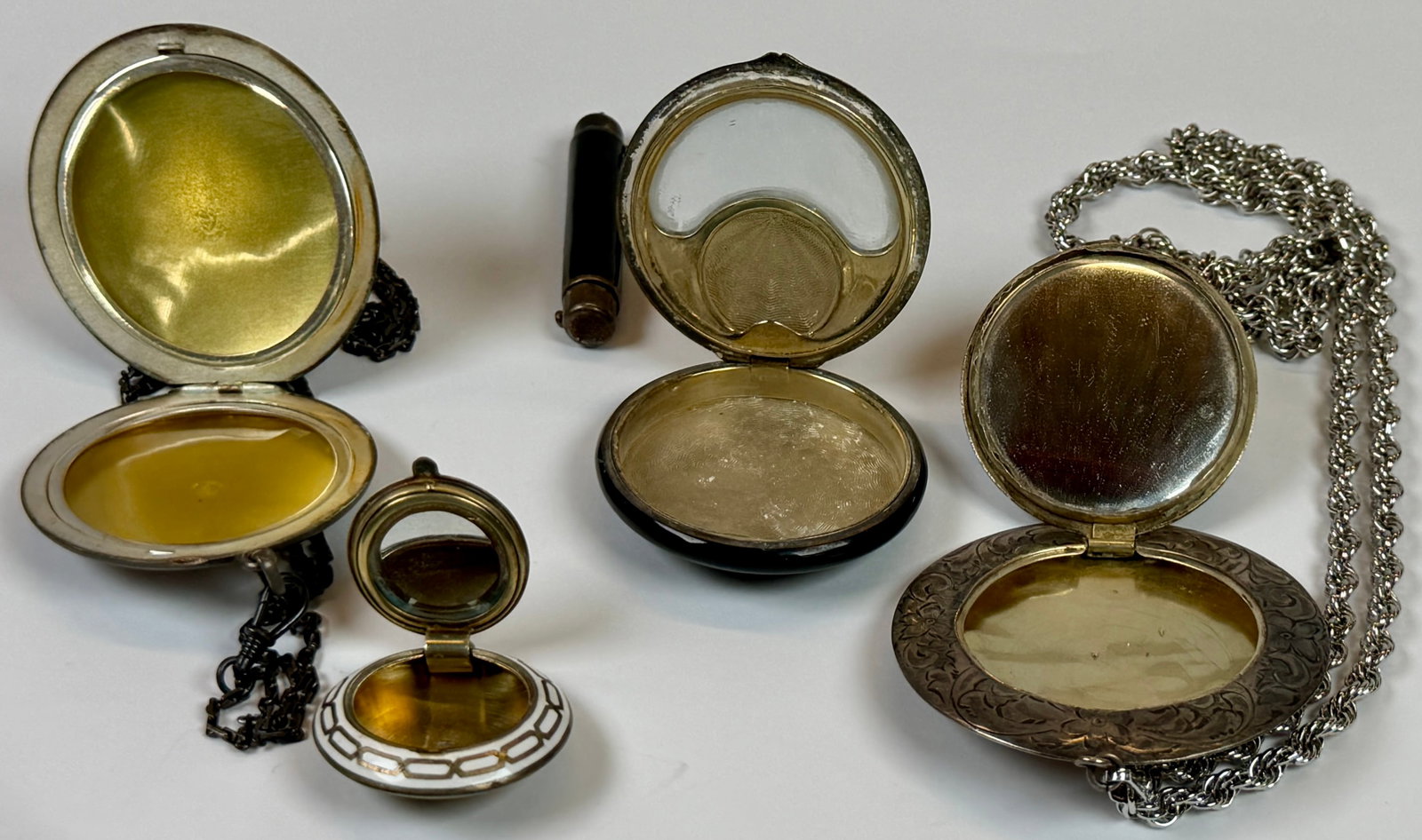VINTAGE COMPACT COLLECTION - 2