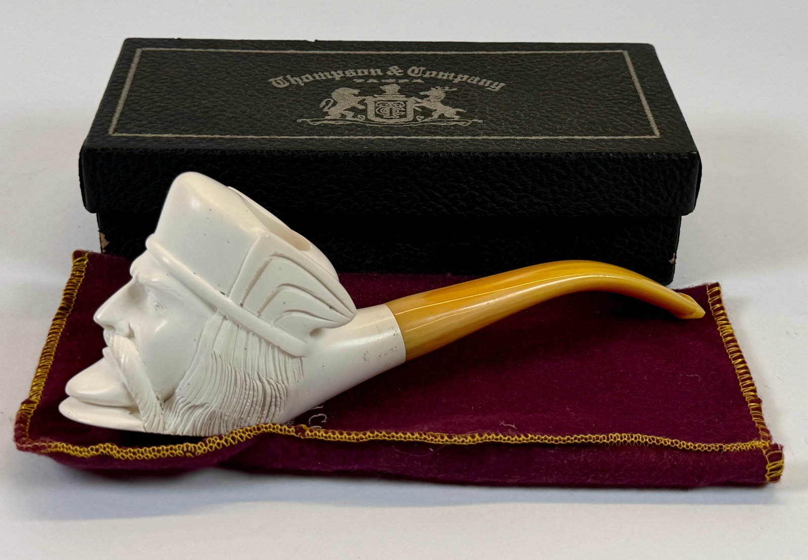 UNSIGNED MEERSHAUM CAVALIER TOBACCO PIPE: IN THOMPSON & CO. - TAMPA BOX, EHRLICH FELT BAG