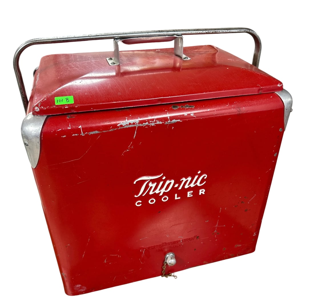 VINTAGE TRIP-NIC ICE CHEST COOLER: 1950'S COOLER PRODUCED BY THE PROGRESS REFRIGERATOR COMPANY, LOUISVILLE, KENTUCKY. RED ENAMELED EXTERIOR WITH GALVANIZED INTERIOR WITH ORIGINAL TRAY. 18"X13"X19"
