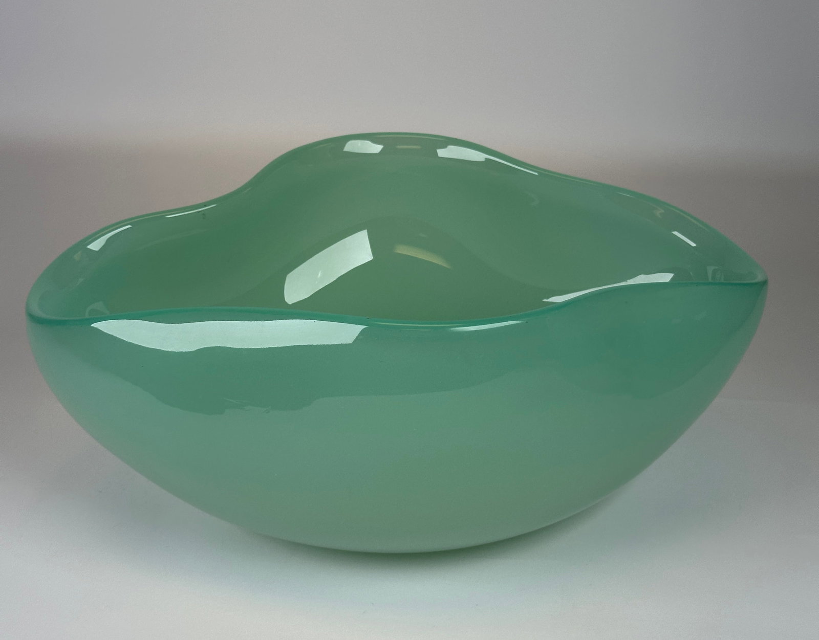 SEGUSO (ATTR.) MURANO ART GLASS BOWL (1 of 1)