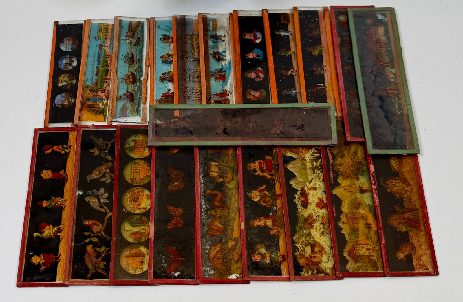 MAGIC LANTERN AND SLIDES - 5