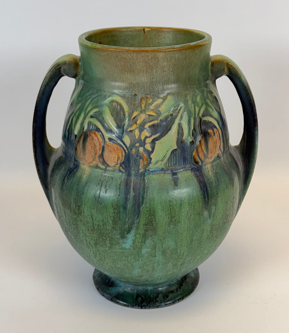 ROSEVILLE BANEDA HANDLED VASE (1 of 2)