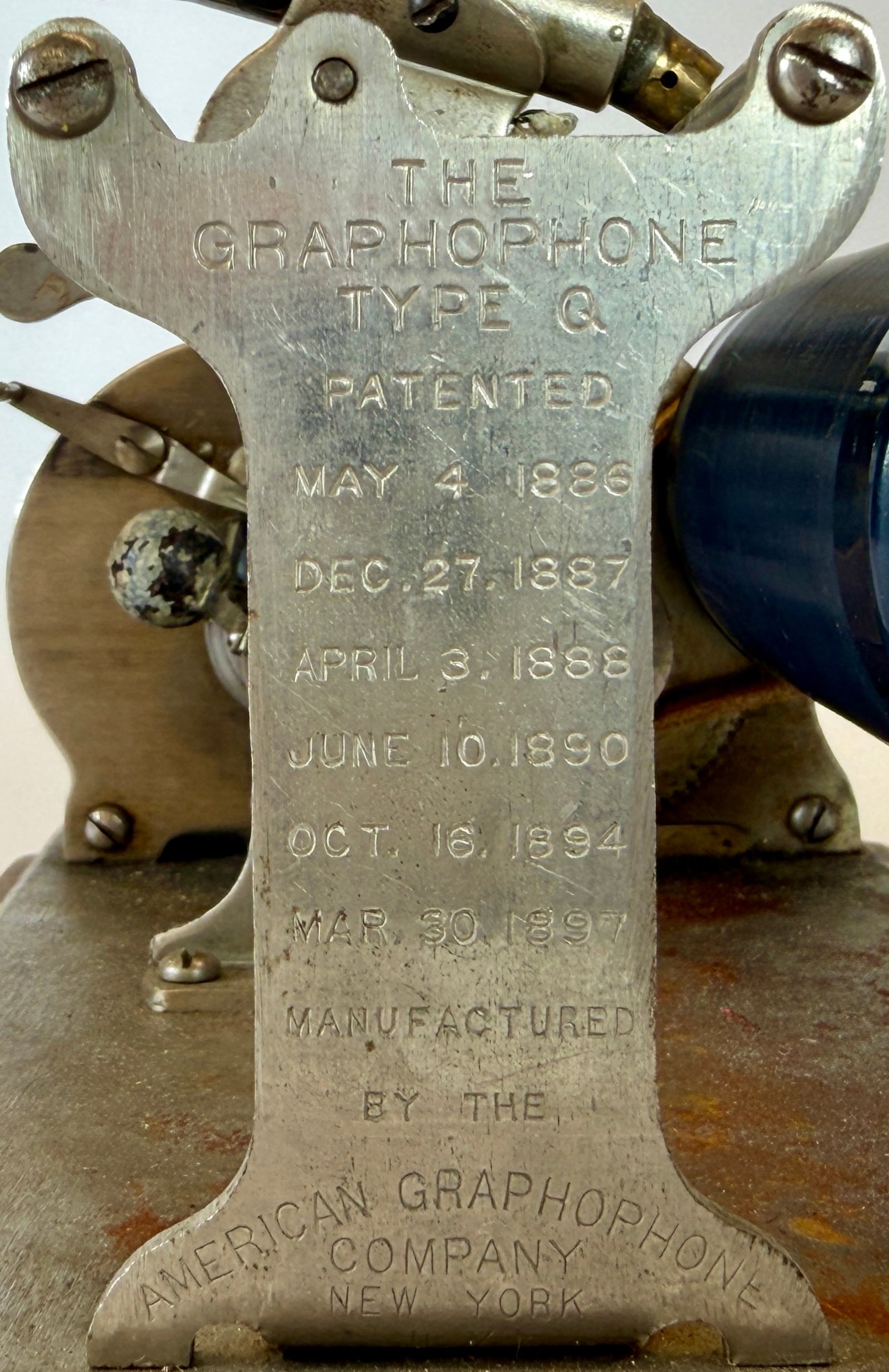 GRAPHOPHONE TYPE Q PLAYER - 7