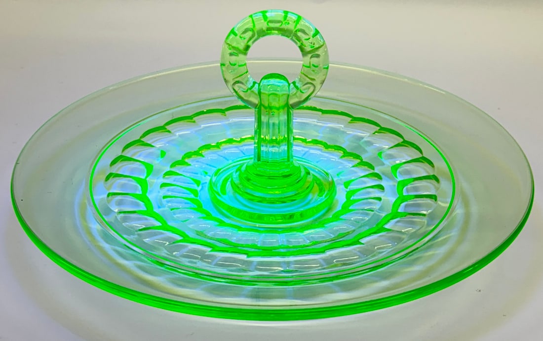 URANIUM GLASS SERVING TRAY - 5