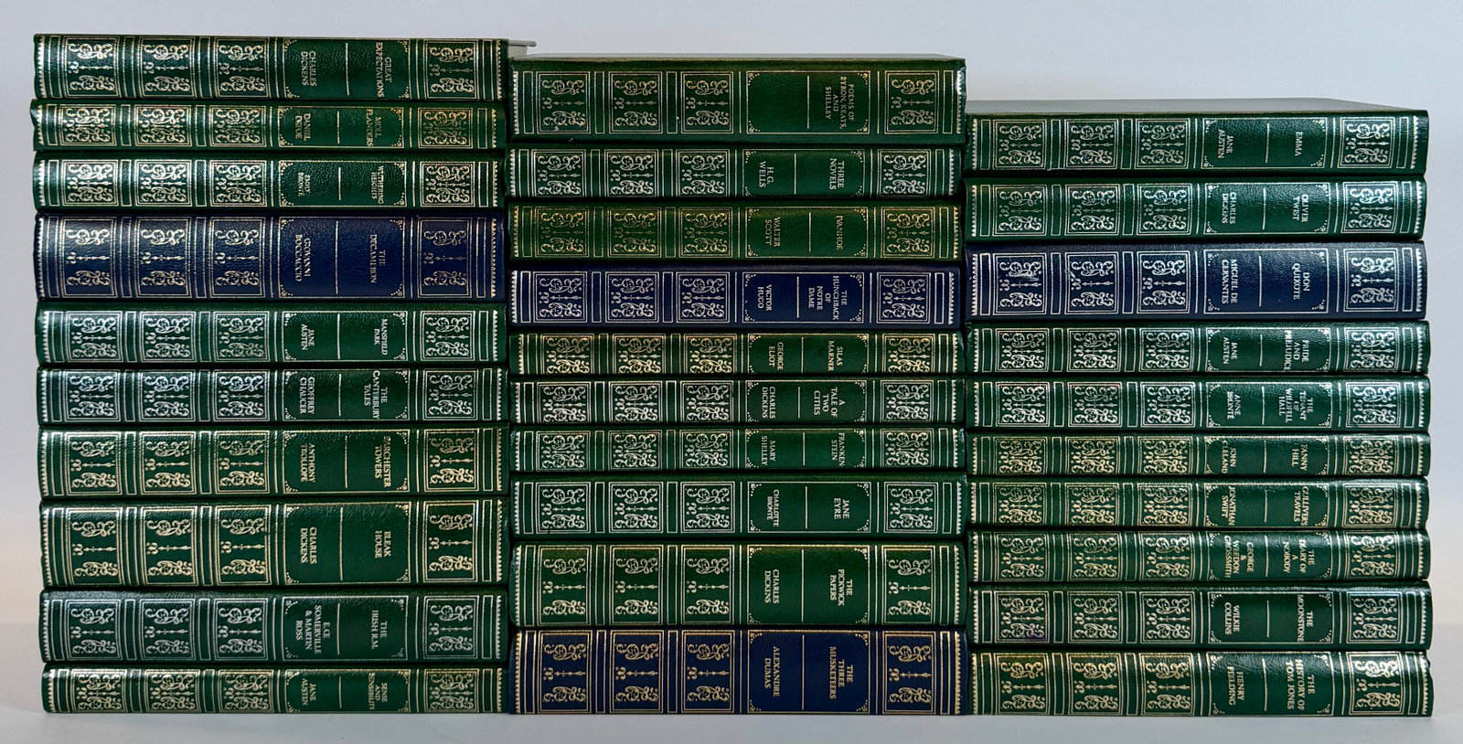 GUILD PUBLISHING CLASSIS - 30 VOLUMES: 30 VOLUMES IN FAUX LEATHER GREEN AND BLUE HARD COVERS WITH GILT PATTERNS.