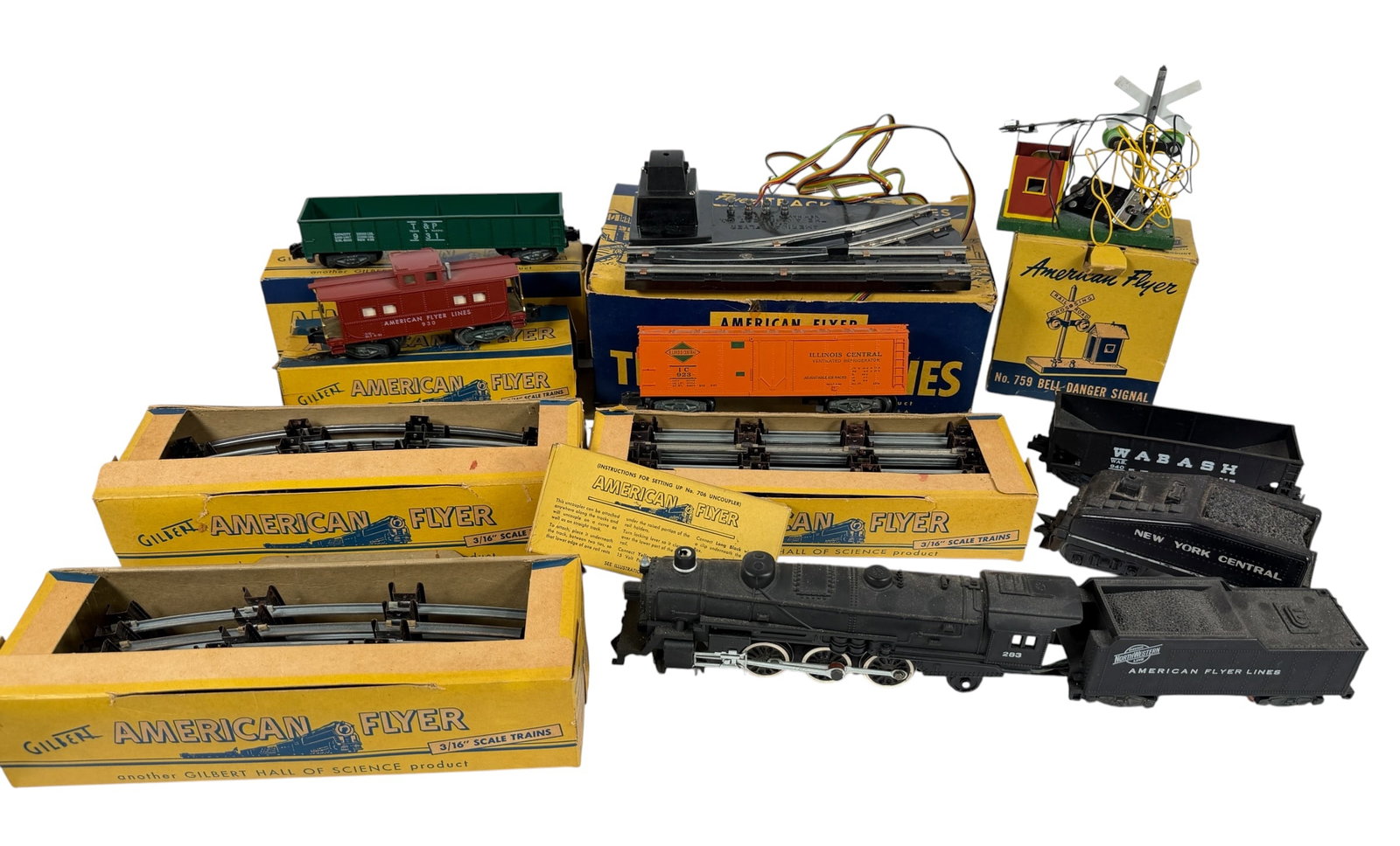 GILBERT AMERICAN FLYER MODEL TRAIN SET (1 of 1)