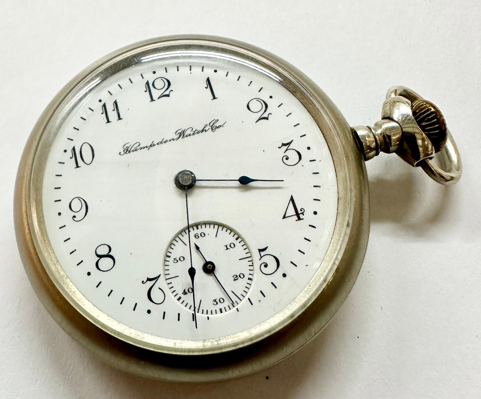 1910 HAMPDEN CHAMPION ANTIQUE POCKETWATCH: SIZE 16, 7 JEWEL. #2065849. SILVEROID CASE. RUNNING.
