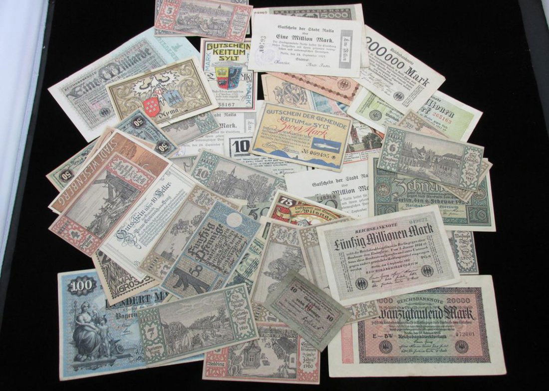 LOT OF 48 GERMAN BANK NOTES (1 of 1)