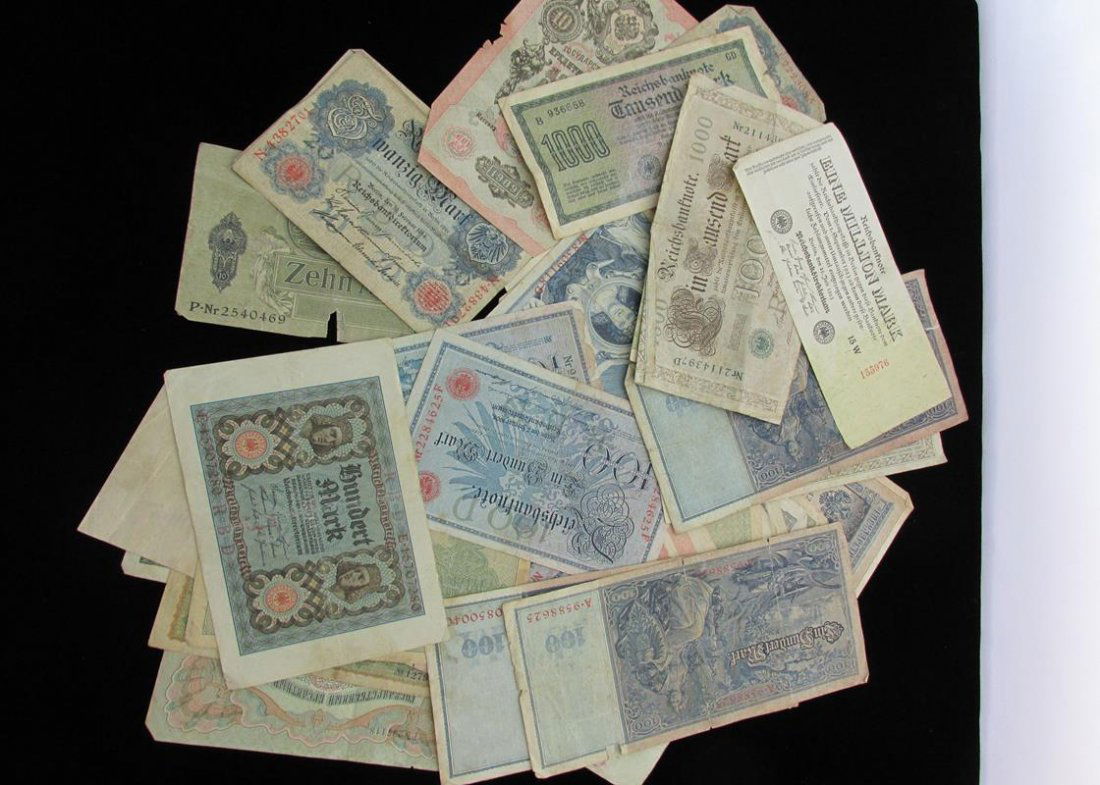 LOT OF 56 GERMAN BANK NOTES (1 of 1)