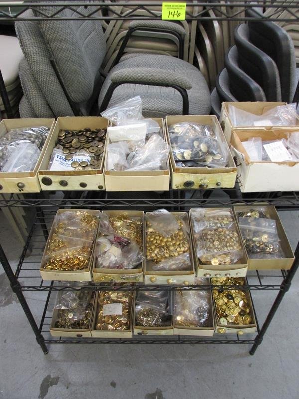 MIXED LOT OF ASSORTED METAL BUTTONS, GOLD, BRASS (1 of 1)