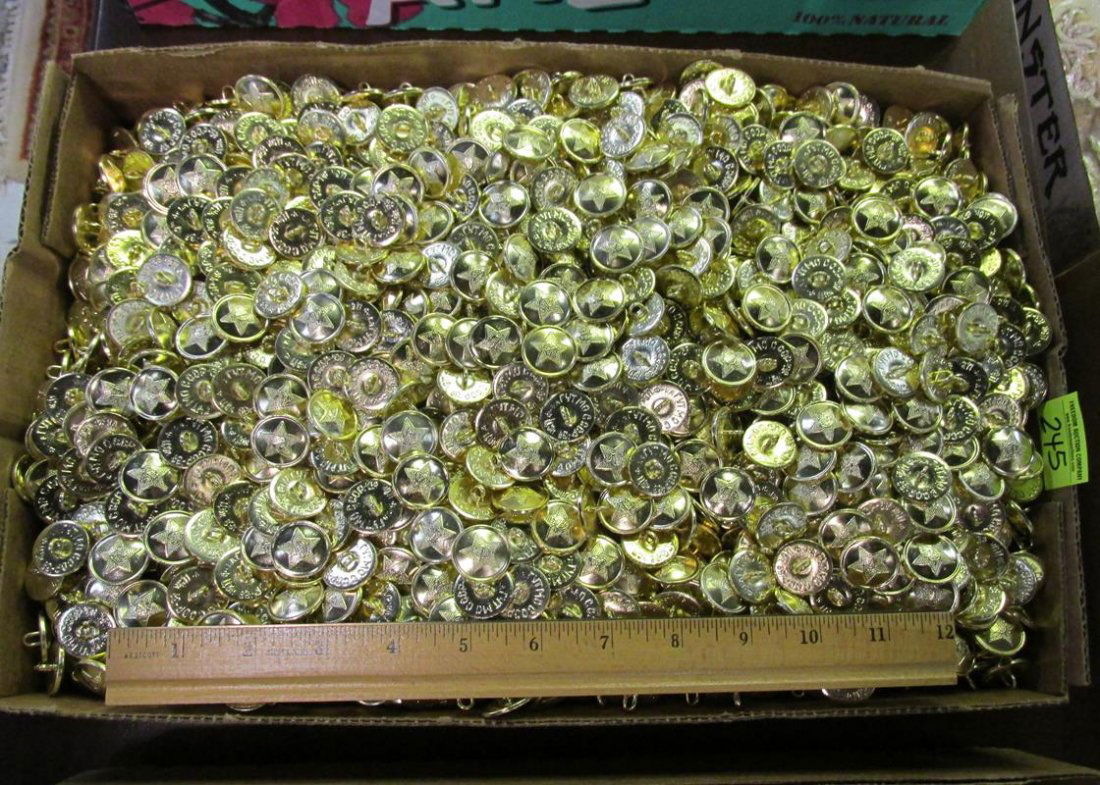 LOT OF RUSSIAN ARMY METALLIC BUTTONS (1 of 2)