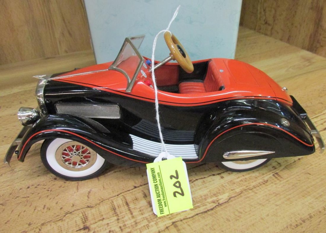 HALLMARK KIDDIE CAR CLASSICS DUESENBERG: SEE TITLE