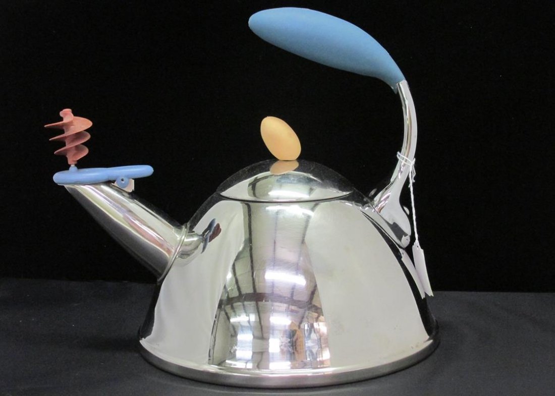 MICHAEL GRAVES SPINNER TEA KETTLE, WHISTLING, 3 QUART: SEE TITLE