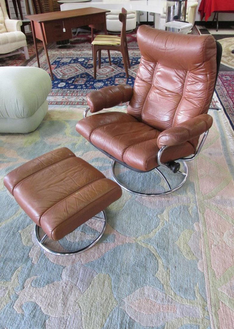 EKORNES - NORWAY STRESSLESS RECLINER: WEAR CONSISTENT WITH USE