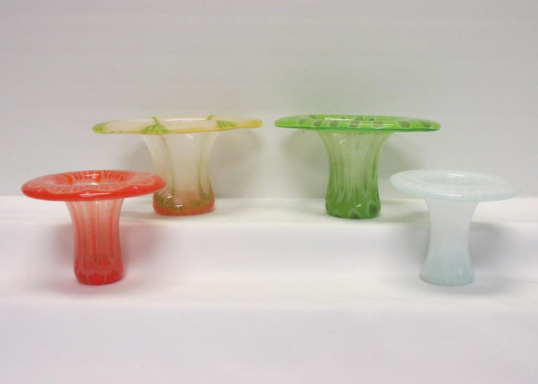 4 FRANCIS & MICHAEL HIGGINS DROP-OUT VASES: HEIGHT IS 3.5"