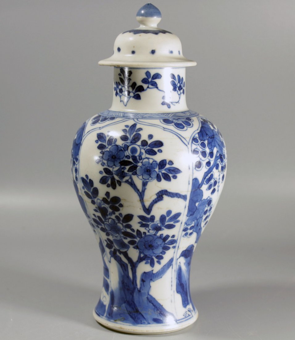 A Chinese Antique Blue  and White Guanyin Jar,Kangxi (1 of 3)