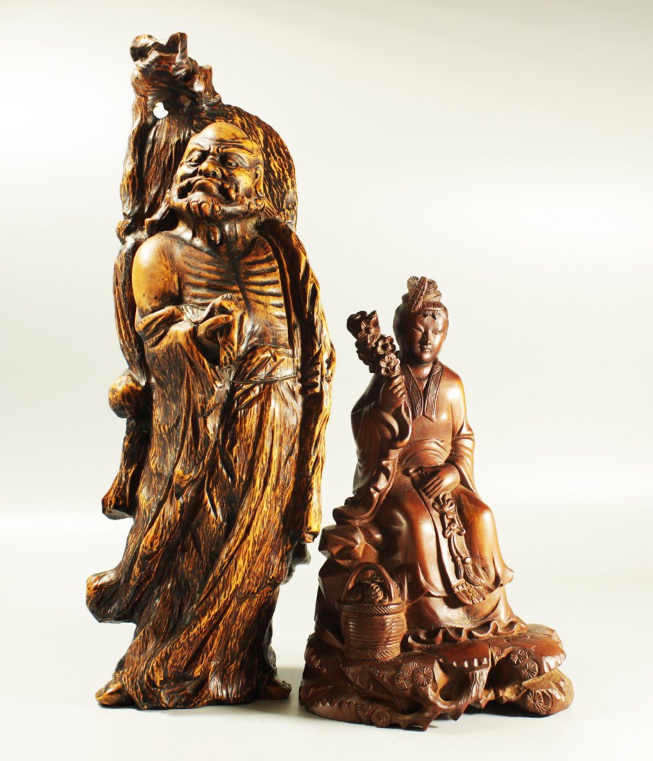 A Pair Of Chinese Antique Wooden Carved Figures (1 of 7)