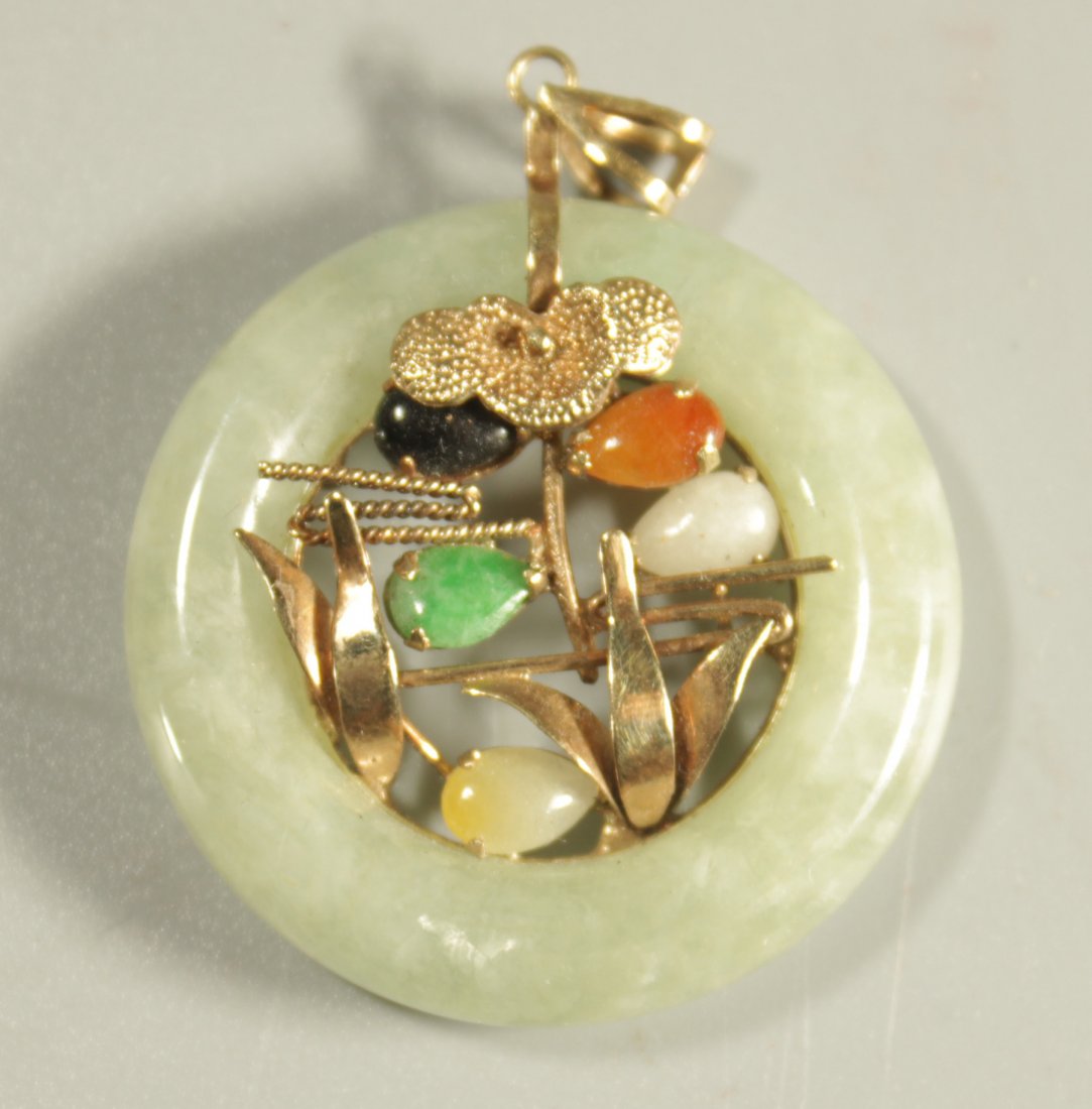 A Chinese Antique Jadite Carved Pendant With 14K Golden (1 of 5)