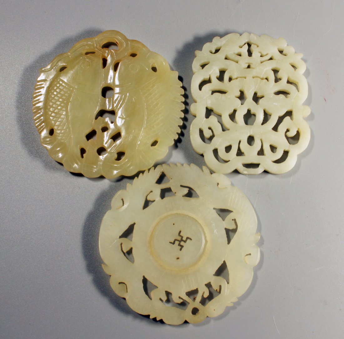 Three Pieces Chinese Antique Jade Carved Pendants (1 of 5)
