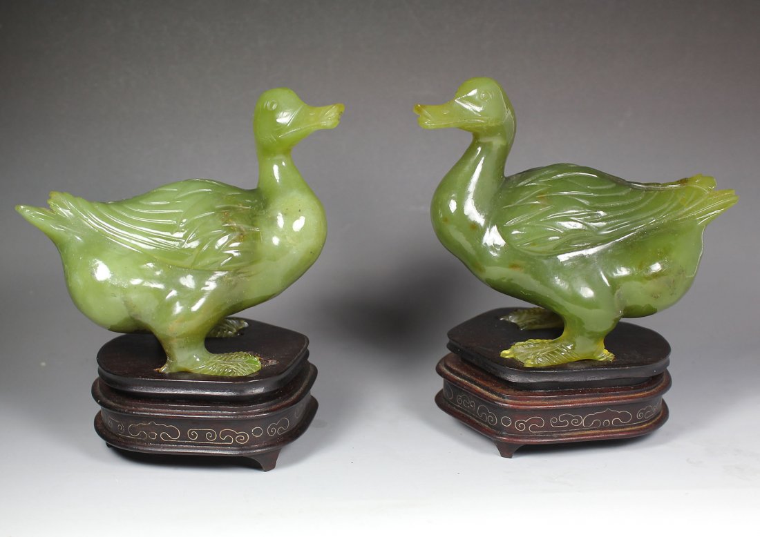 A Pair Of Chinese Vintage Hetian Spinach Jade Carved (1 of 7)