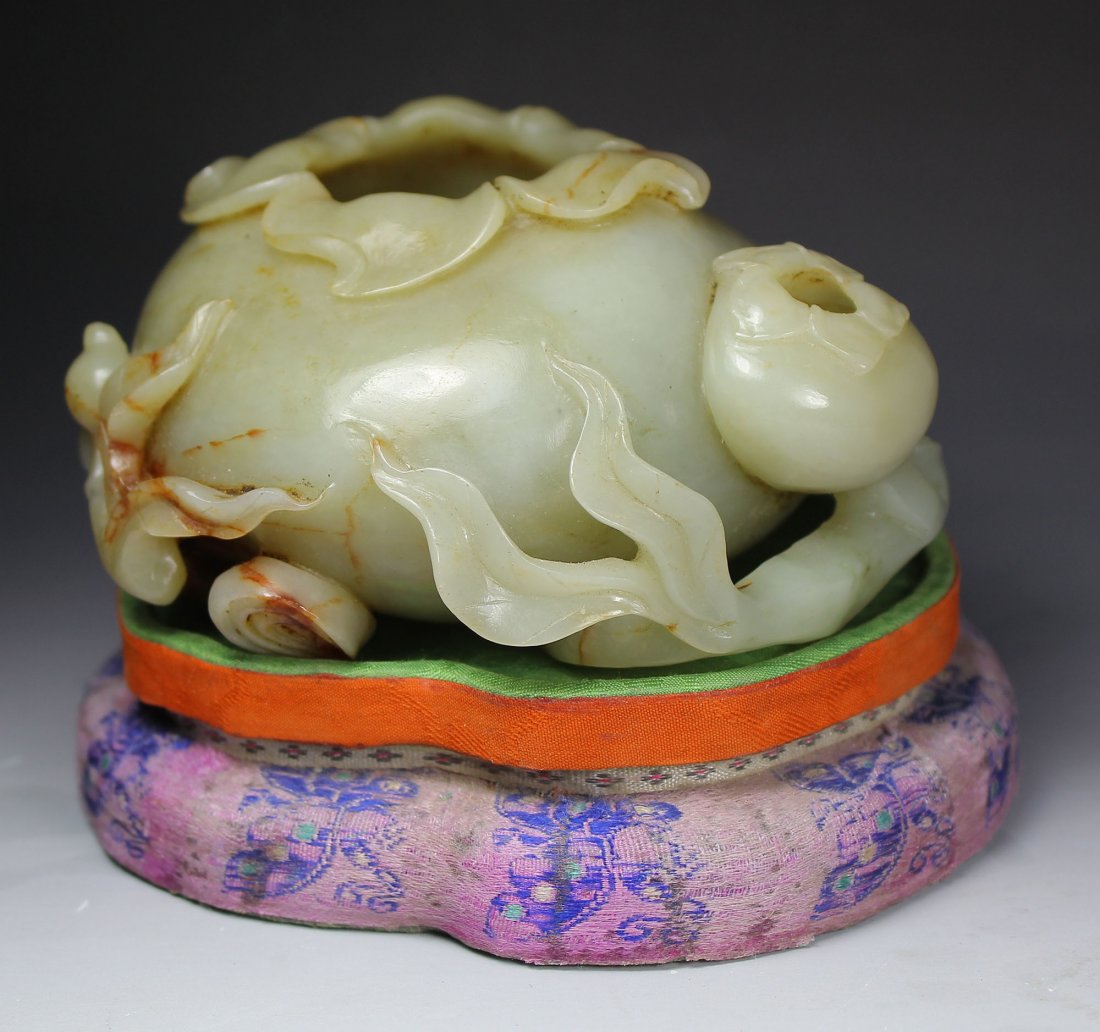 A Chinese Antique Hetian Jade Carved Waterpot (1 of 8)