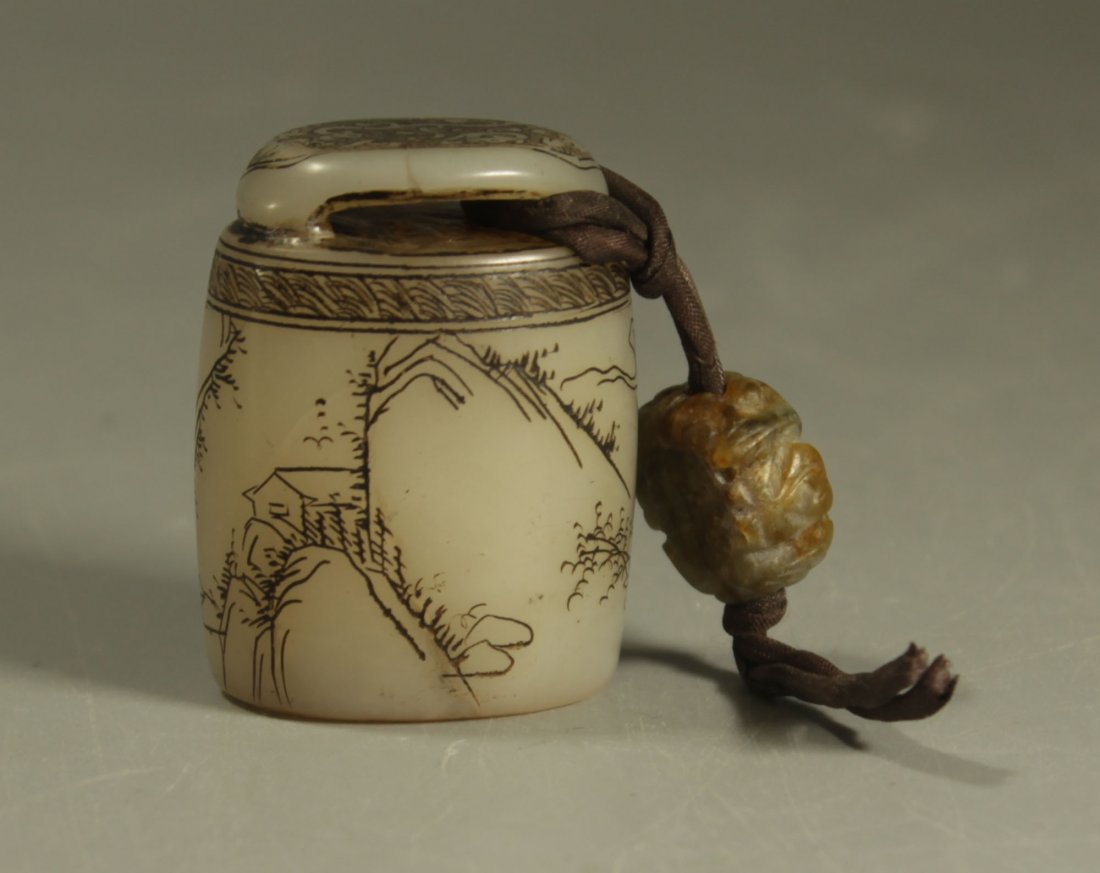 A Chinese Vintage Soapstone Carved Seal: 高4.0 宽3.2cm 皂石诗文印章