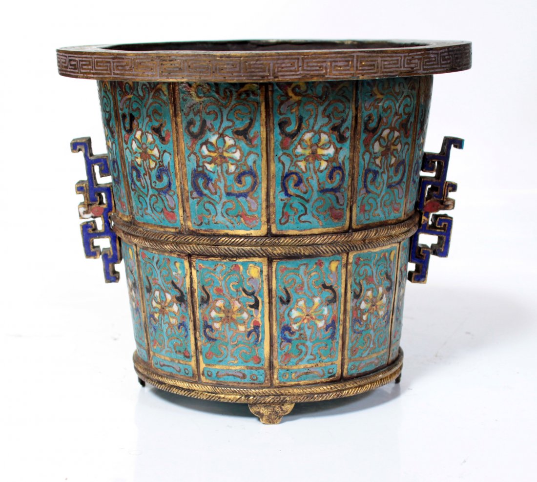 A Chinese Antique Cloisonne Enamel Bucket Qing Dynasty (1 of 6)