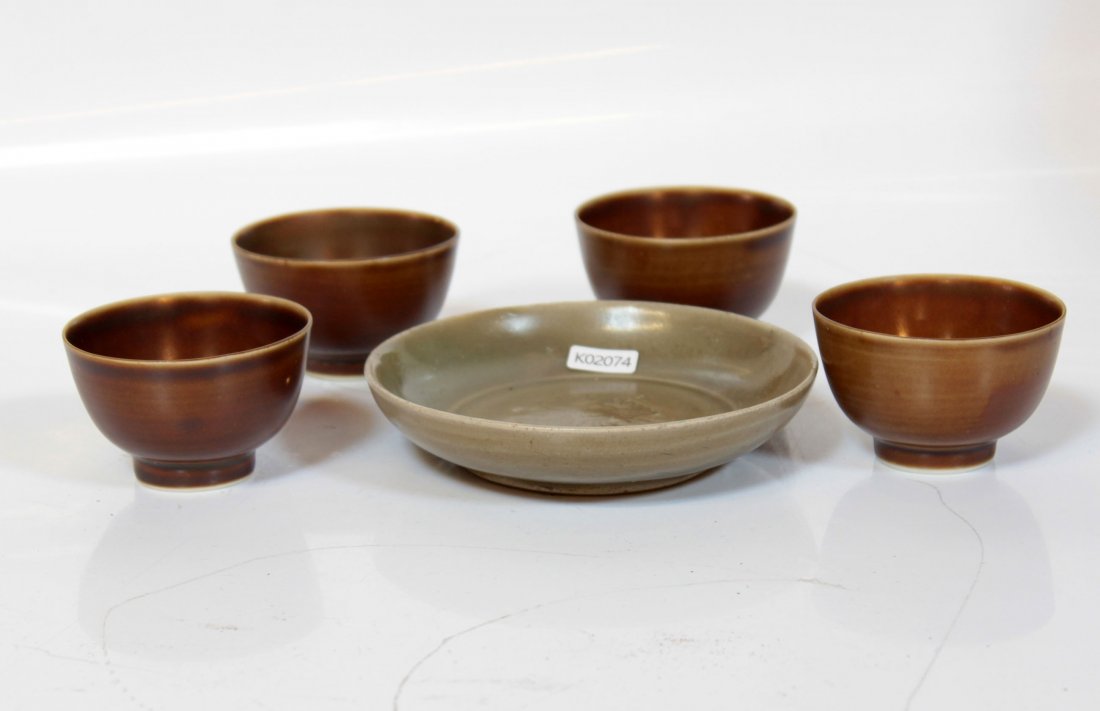 A Song Longquan Ware Dish 4 Kang Xi Brown Glazed Cups (1 of 5)