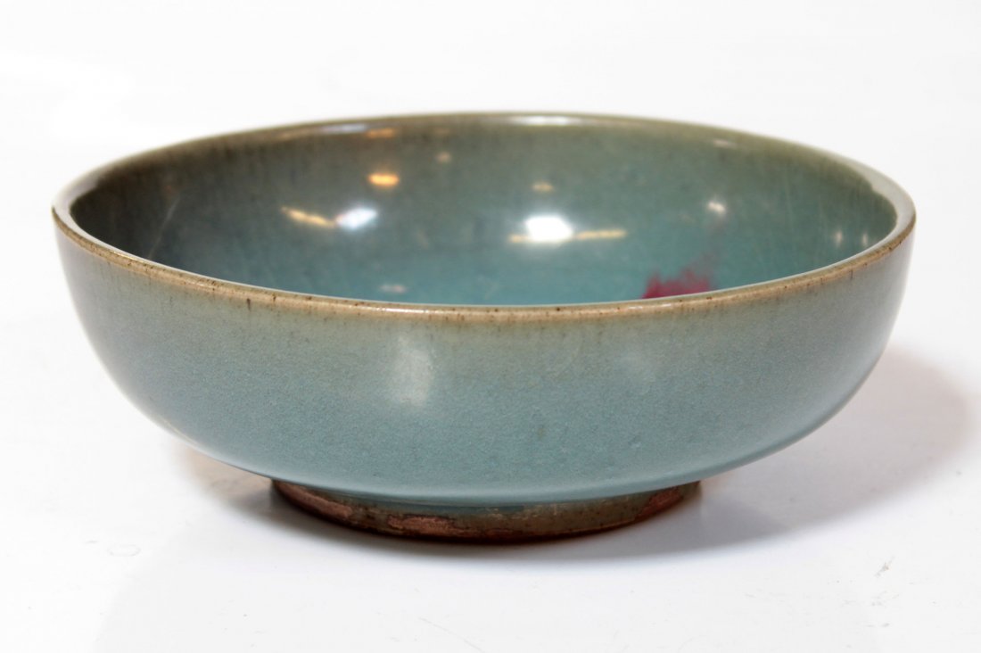 A Chinese Yuan Dynasty Jun Ware Bowl (1 of 7)