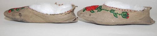 NORTHERN PLAINS MOCCASINS - 4