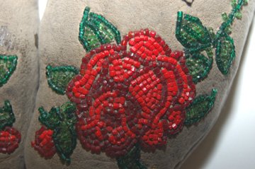 NORTHERN PLAINS MOCCASINS - 7