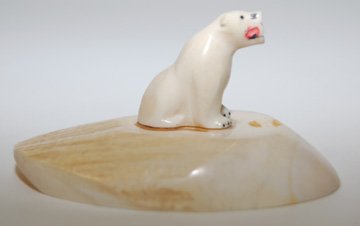 NORTHWEST COAST CARVED BEAR - 3
