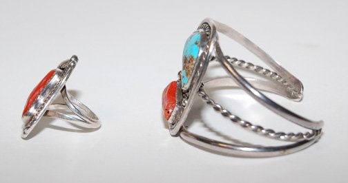 NAVAJO JEWELRY - 2