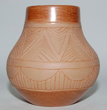 SAN JUAN POTTERY VASE: ca. LATE 20TH CENT. signed Martina Aquiro, 6.5" x 6".