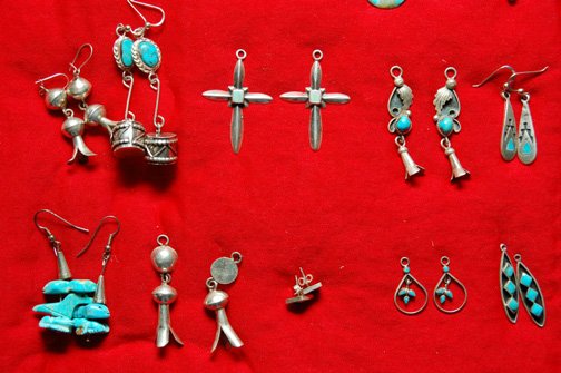 TWENTY-FOUR PAIR OF EARRINGS - 2