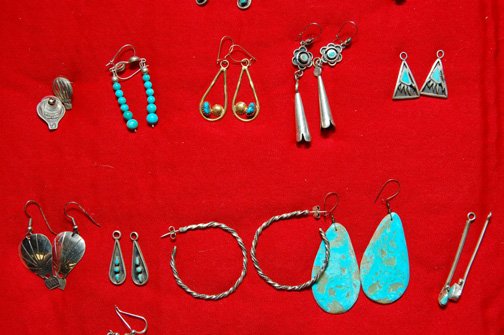 TWENTY-FOUR PAIR OF EARRINGS - 3