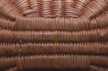 HOPI BASKETRY PLAQUE - 2