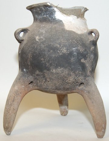 PRECOLUMBIAN POT