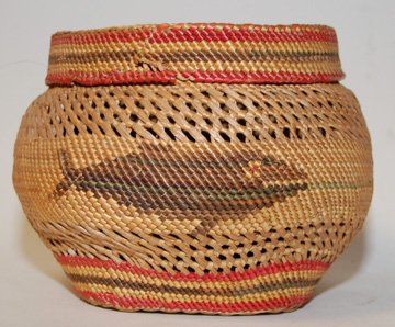 MAKAH LIDDED BASKET