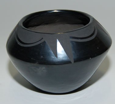 SANTA CLARA POTTERY BOWL