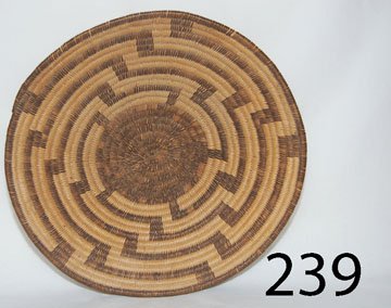 PIMA BASKETRY TRAY: ca. 2ND Q 20TH CENT. stair step pattern, willow & devils claw, 3" x 15".