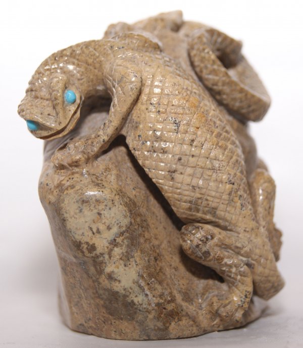 ZUNI CARVED FETISH: 1970'S lizard, carved of stone by Willard Ihcama, 2.5" x 2.5" Shipping charge on this item is $10.00. Unless noted all items have some amount of acceptable wear, scratches, nicks, missing stitches, ec
